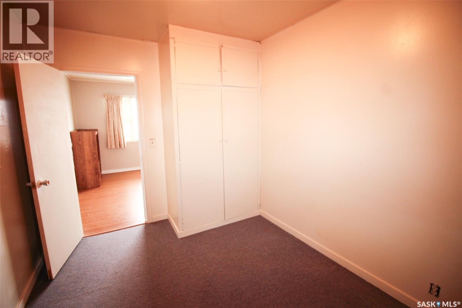 261 2nd Avenue W, Shaunavon, Saskatchewan  S0N 2M0 - Photo 11 - SK034077