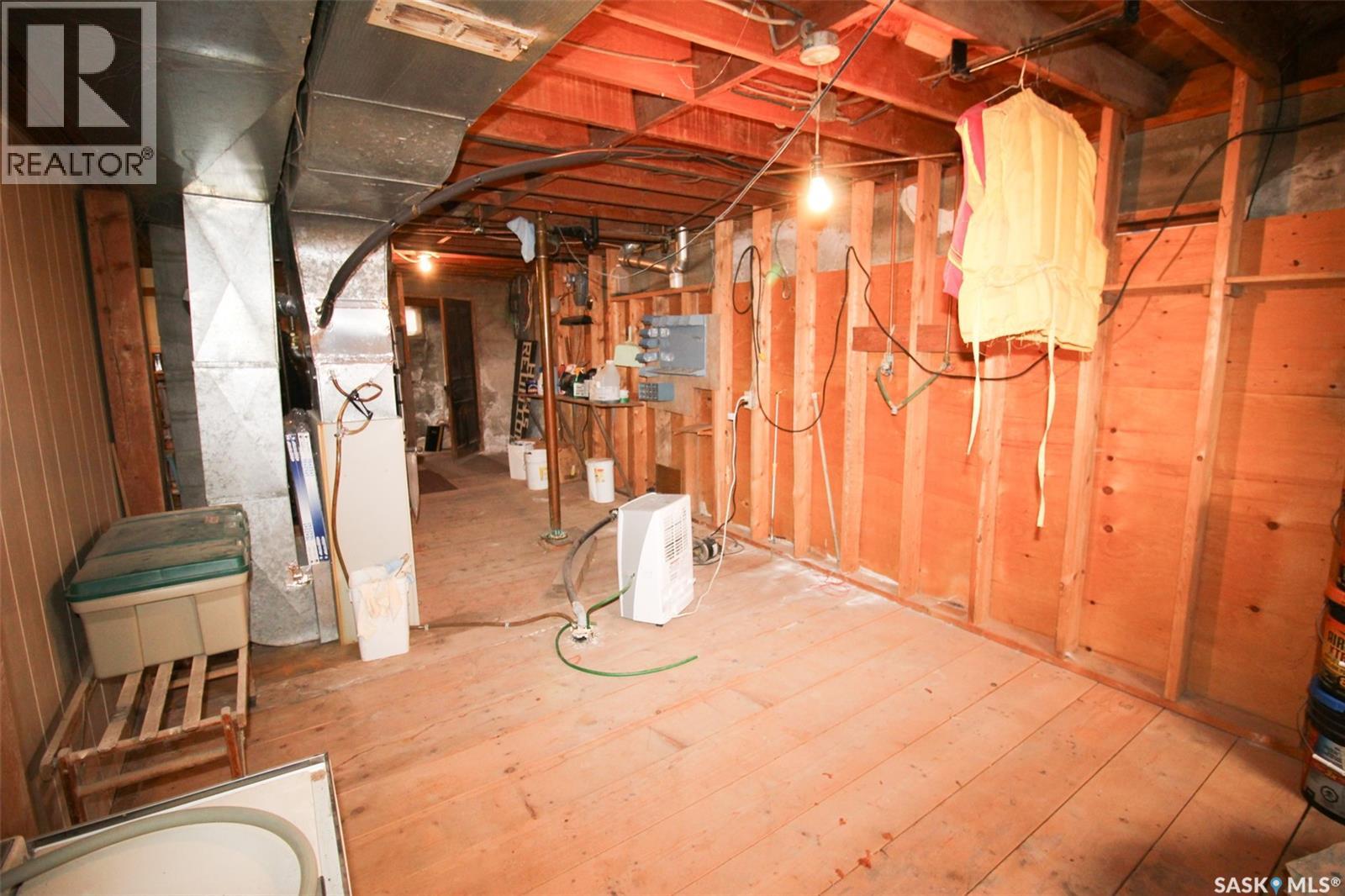 261 2nd Avenue W, Shaunavon, Saskatchewan  S0N 2M0 - Photo 22 - SK034077