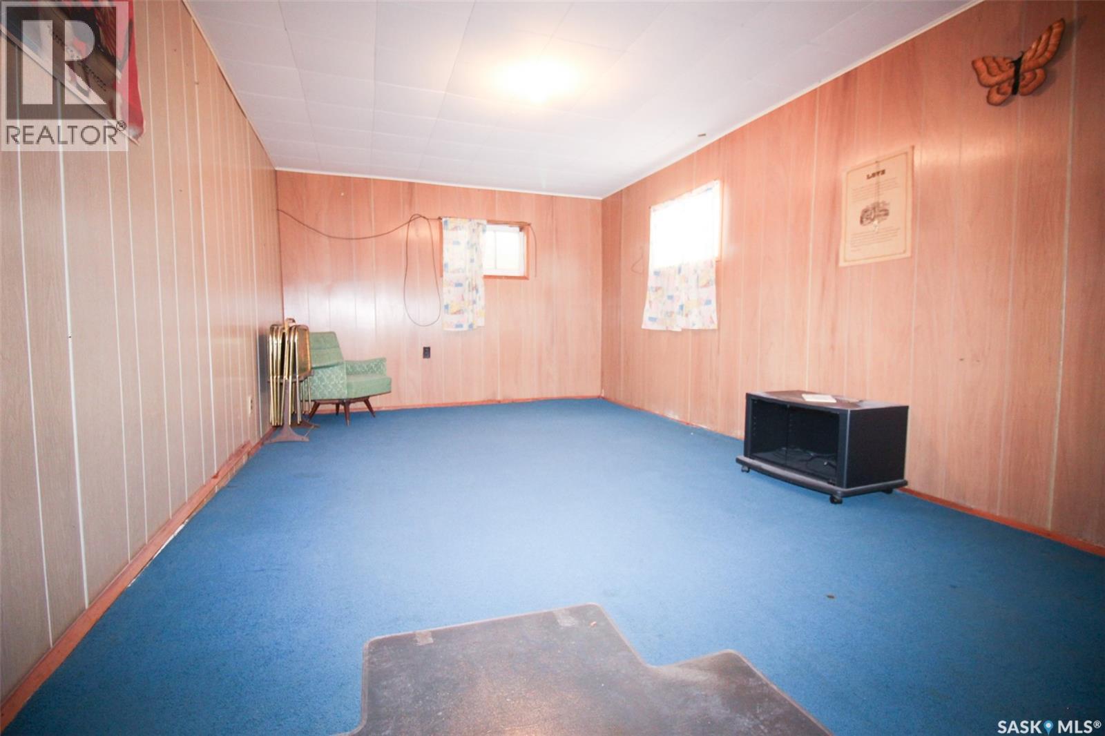 261 2nd Avenue W, Shaunavon, Saskatchewan  S0N 2M0 - Photo 23 - SK034077