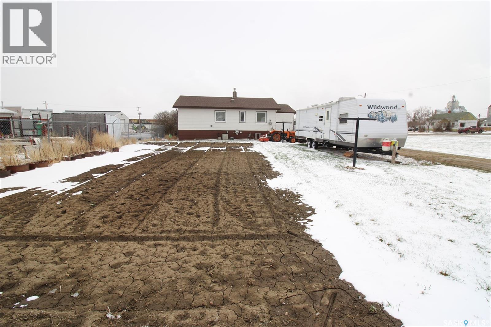 261 2nd Avenue W, Shaunavon, Saskatchewan  S0N 2M0 - Photo 28 - SK034077