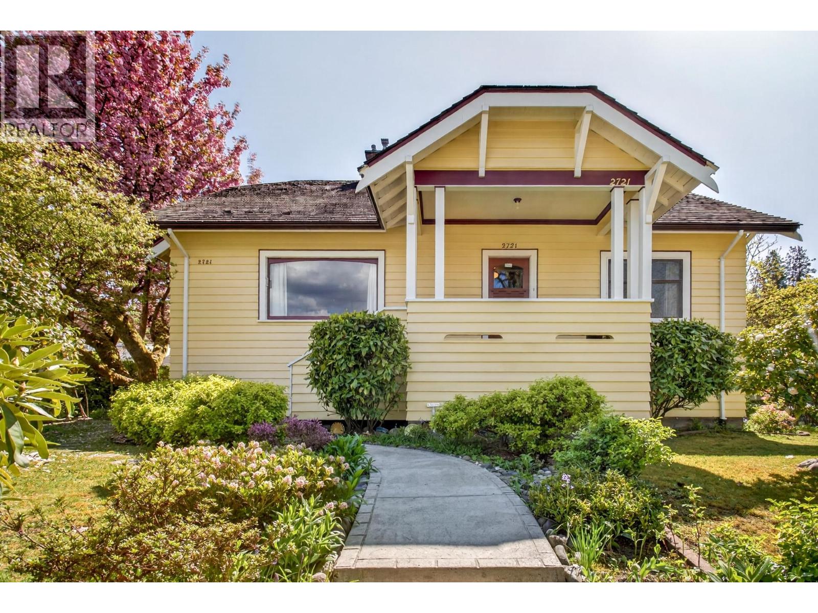 2721 ST GEORGE STREET, Port Moody, British Columbia