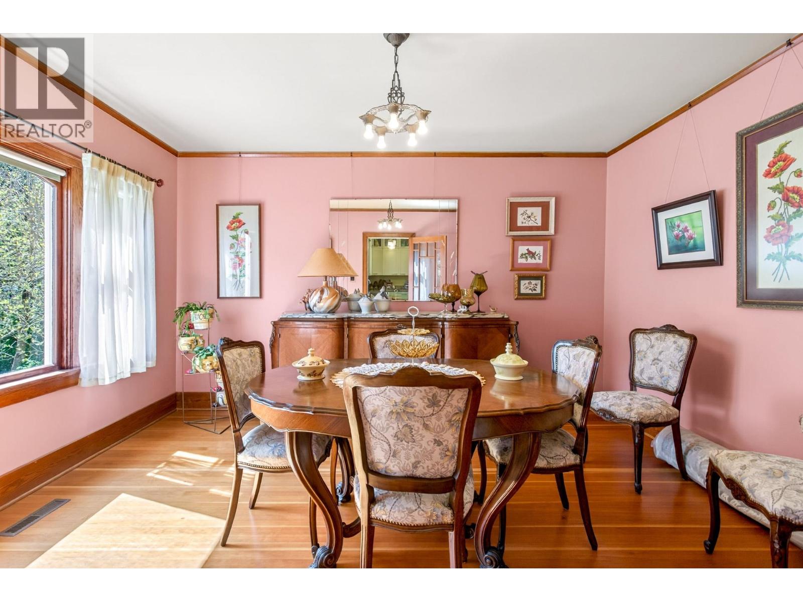 2721 St George Street, Port Moody, British Columbia  V3H 2H1 - Photo 9 - R3116048