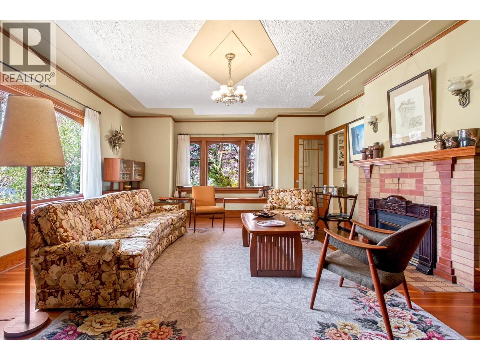 2721 St George Street, Port Moody, British Columbia  V3H 2H1 - Photo 5 - R3116048