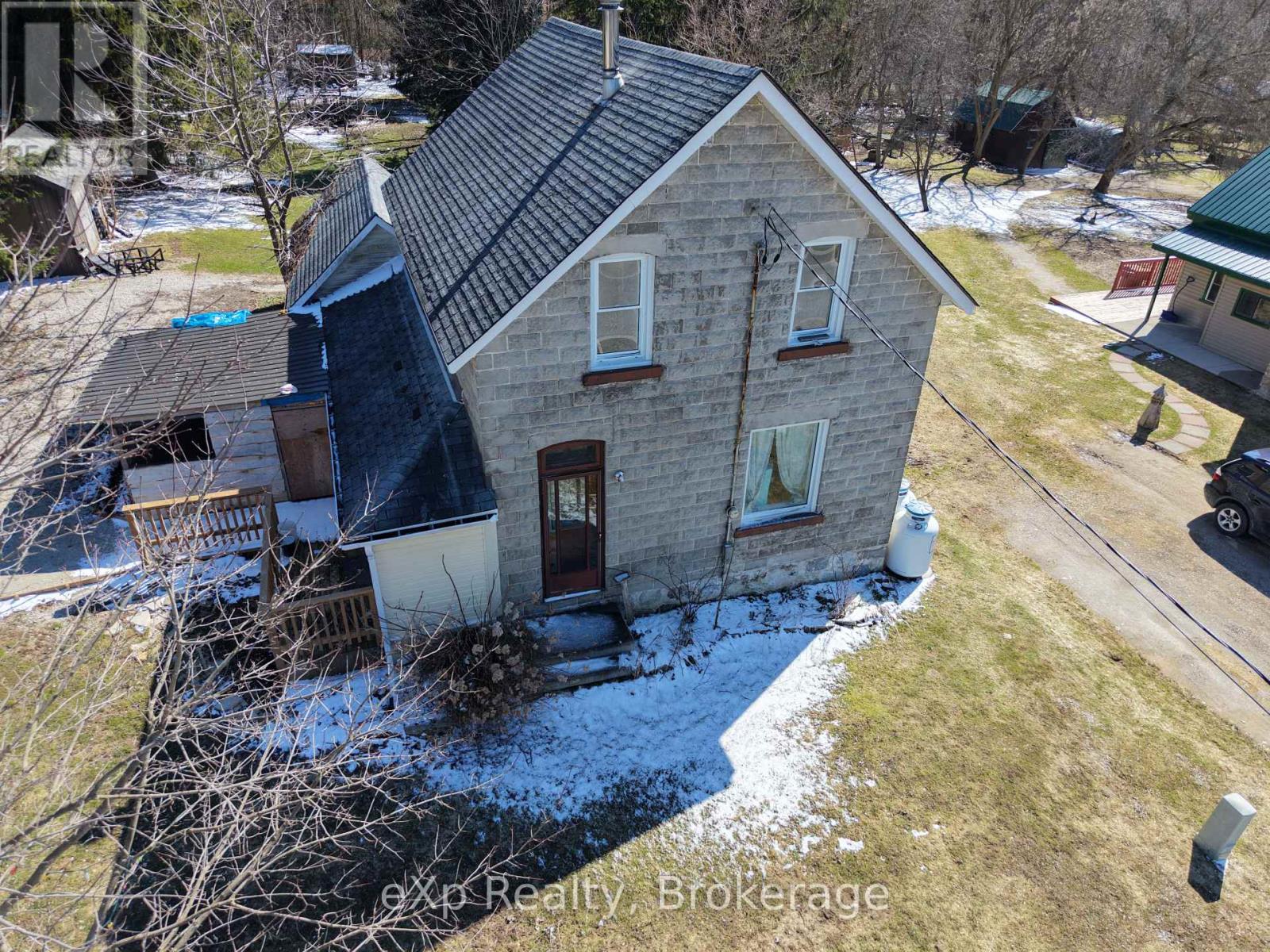 28 Queen Street W, Brockton, Ontario  N0G 1S0 - Photo 35 - X12962614