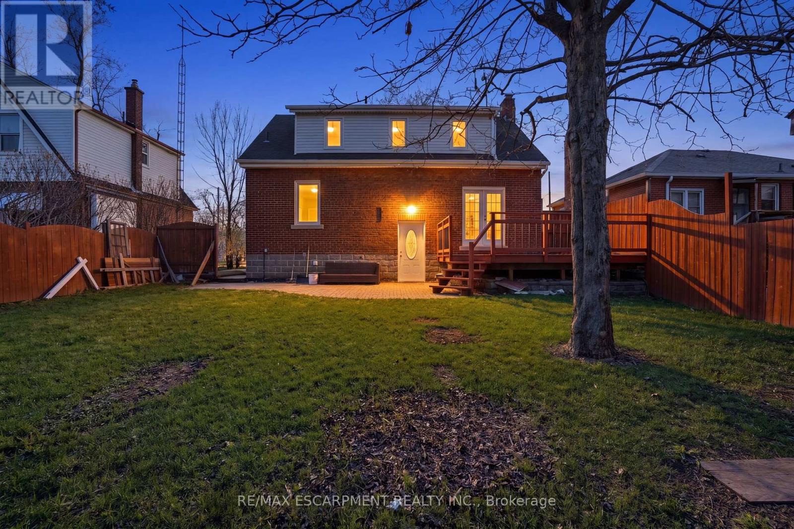 687 Upper James Street, Hamilton, Ontario  L9C 2Z4 - Photo 30 - X13049834