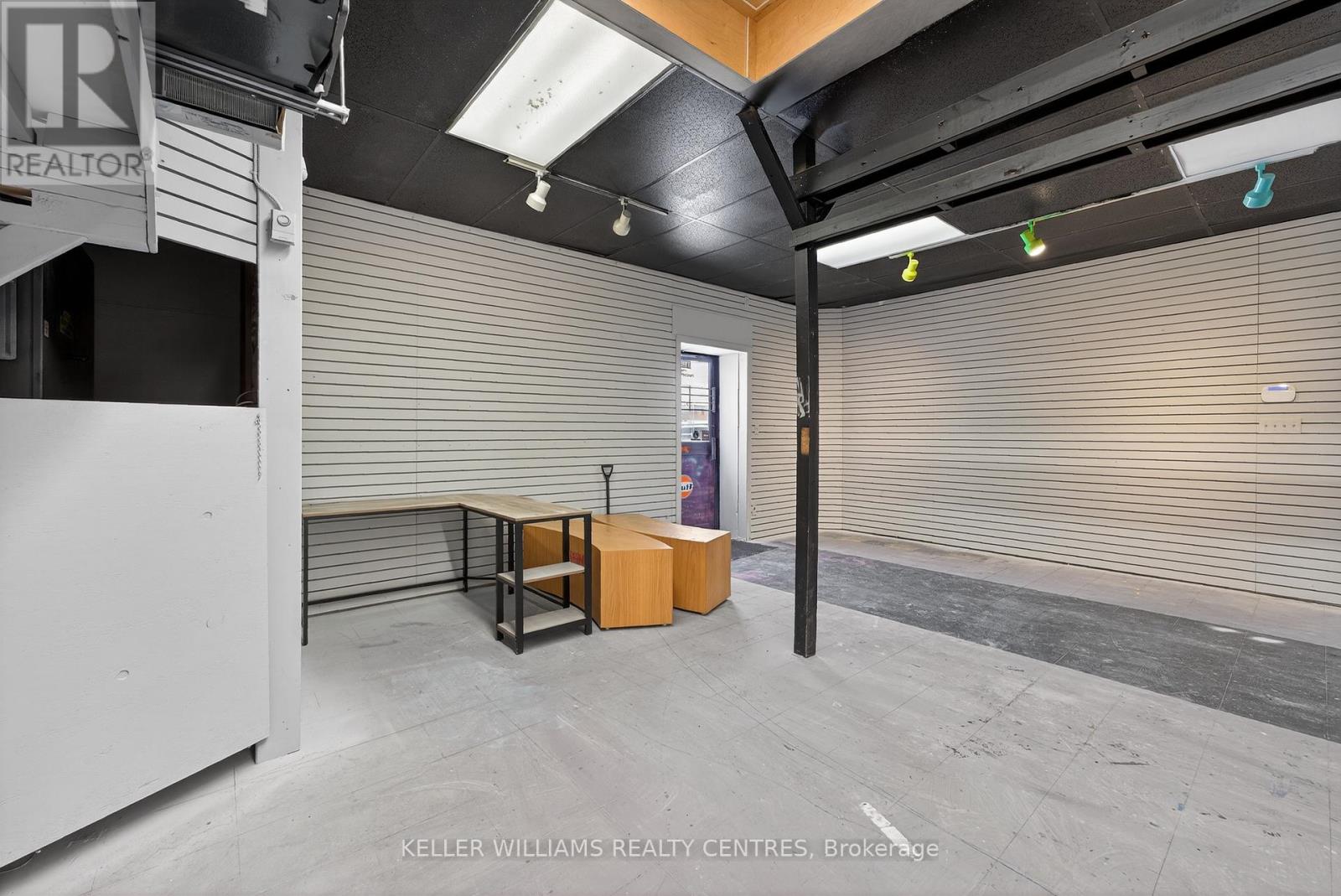 384 Queen Street, Peterborough, Ontario  K9H 3J6 - Photo 5 - X13049858