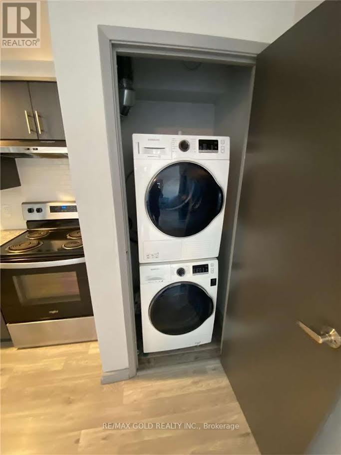 203 - 275 Larch Street, Waterloo, Ontario  N2L 3R2 - Photo 8 - X13049860