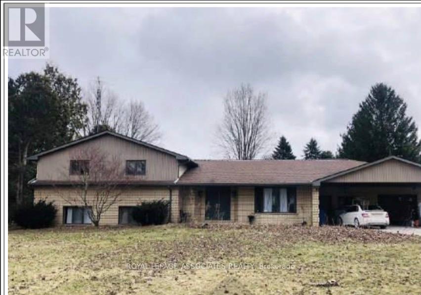 992 Mccready Road, Dawn-Euphemia, Ontario  N0P 1C0 - Photo 1 - X13049876