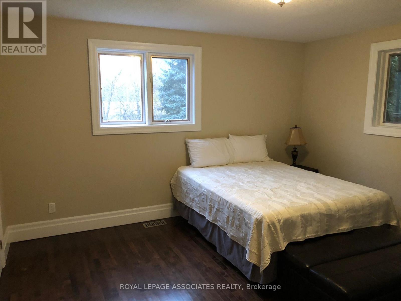 992 Mccready Road, Dawn-Euphemia, Ontario  N0P 1C0 - Photo 11 - X13049876