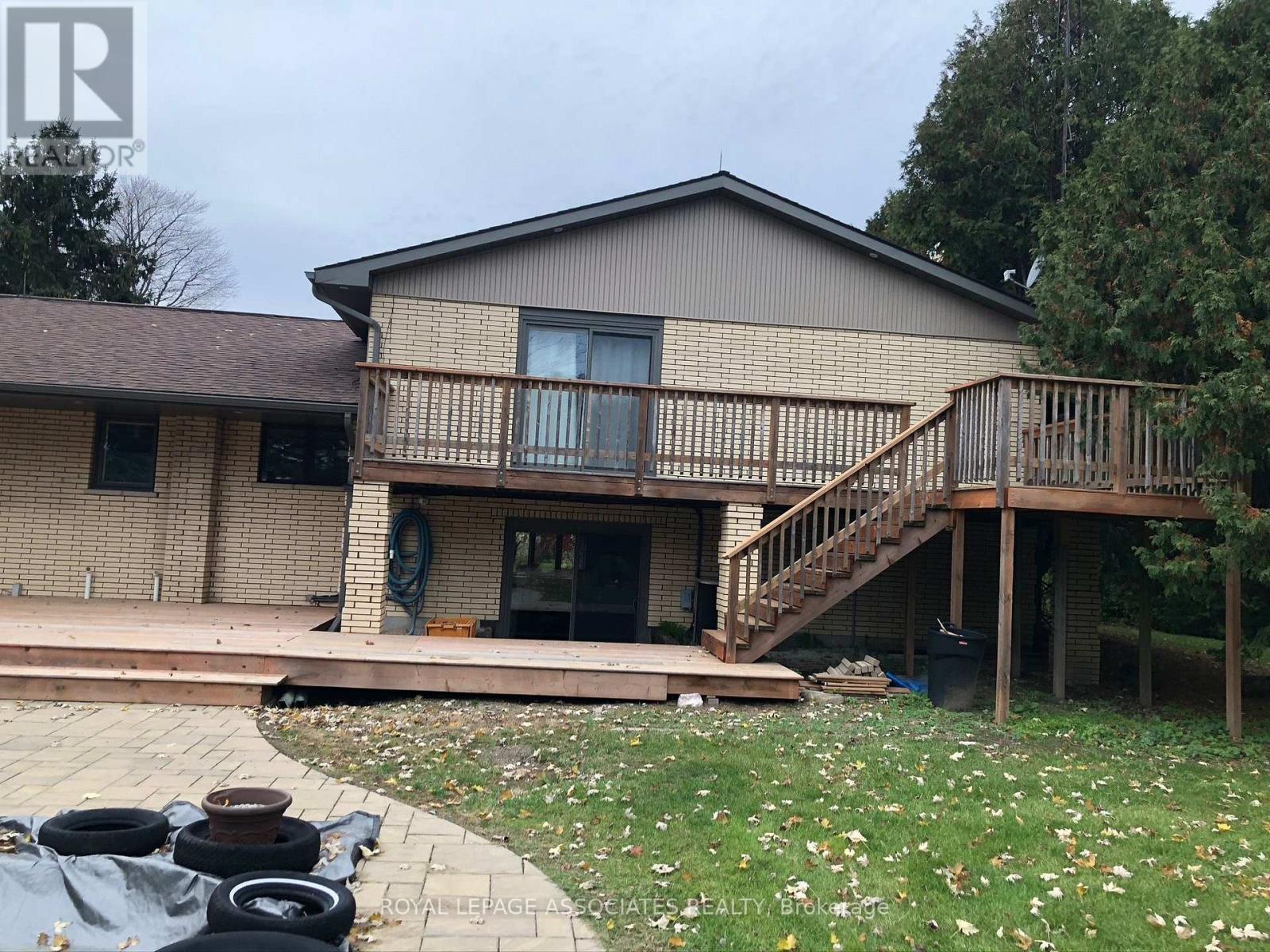 992 Mccready Road, Dawn-Euphemia, Ontario  N0P 1C0 - Photo 25 - X13049876