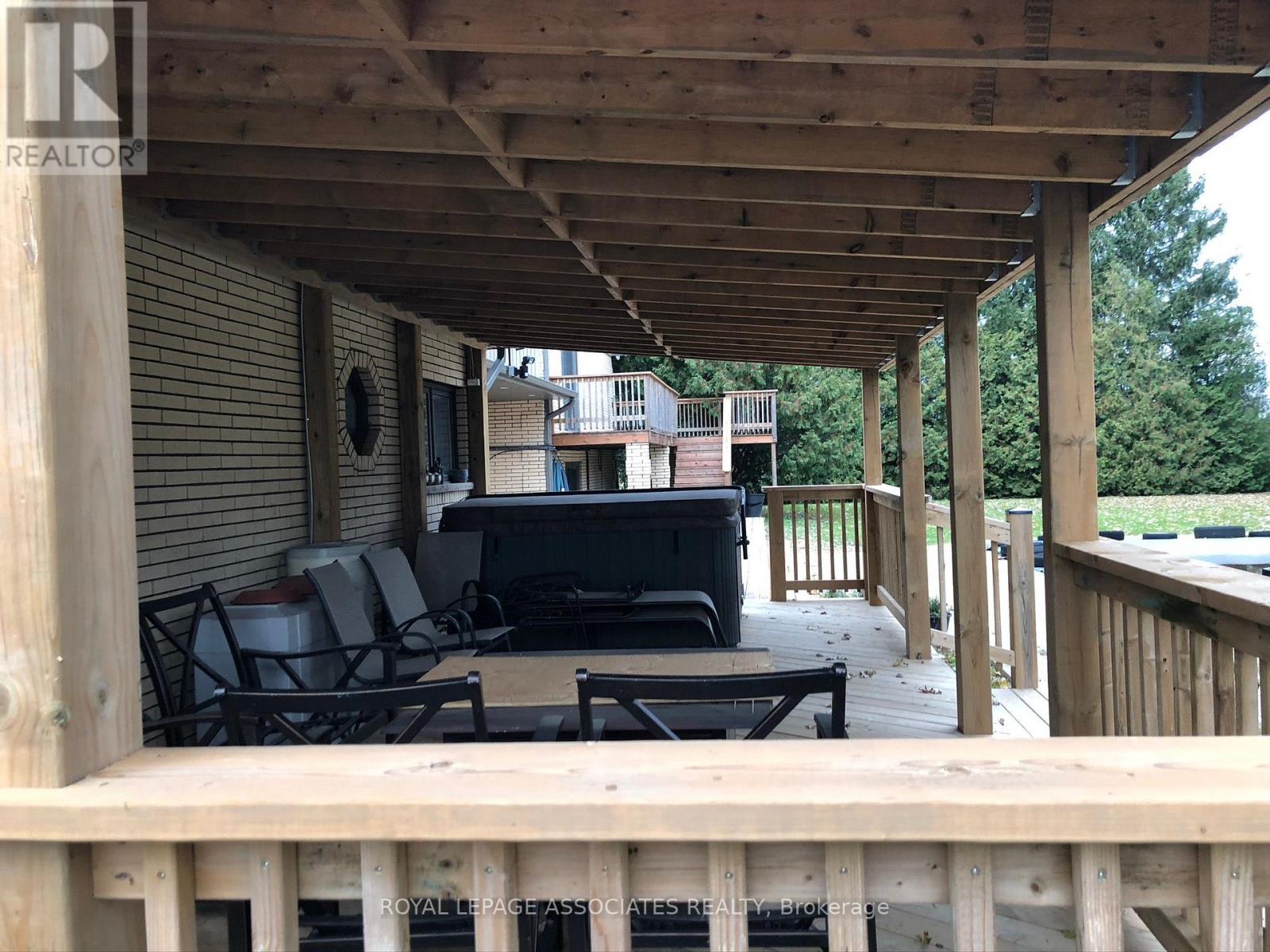 992 Mccready Road, Dawn-Euphemia, Ontario  N0P 1C0 - Photo 27 - X13049876