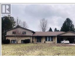992 MCCREADY ROAD, Dawn-Euphemia, Ontario