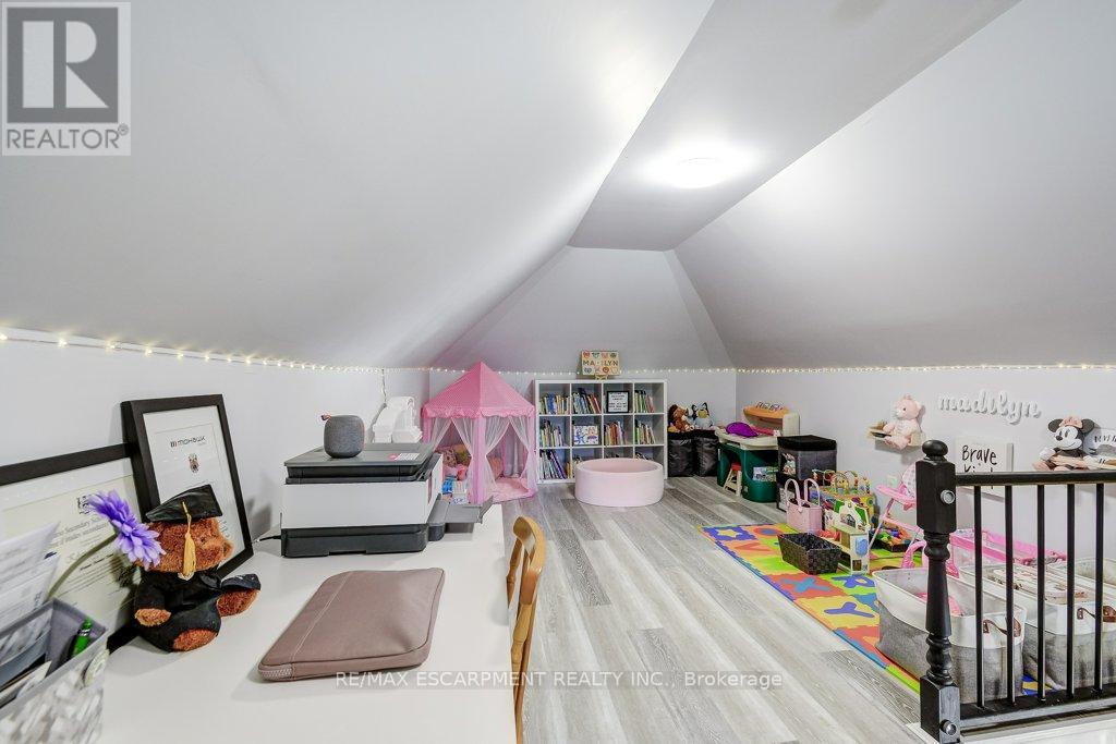 30 East 15th Street, Hamilton, Ontario  L9A 3E7 - Photo 29 - X13049902