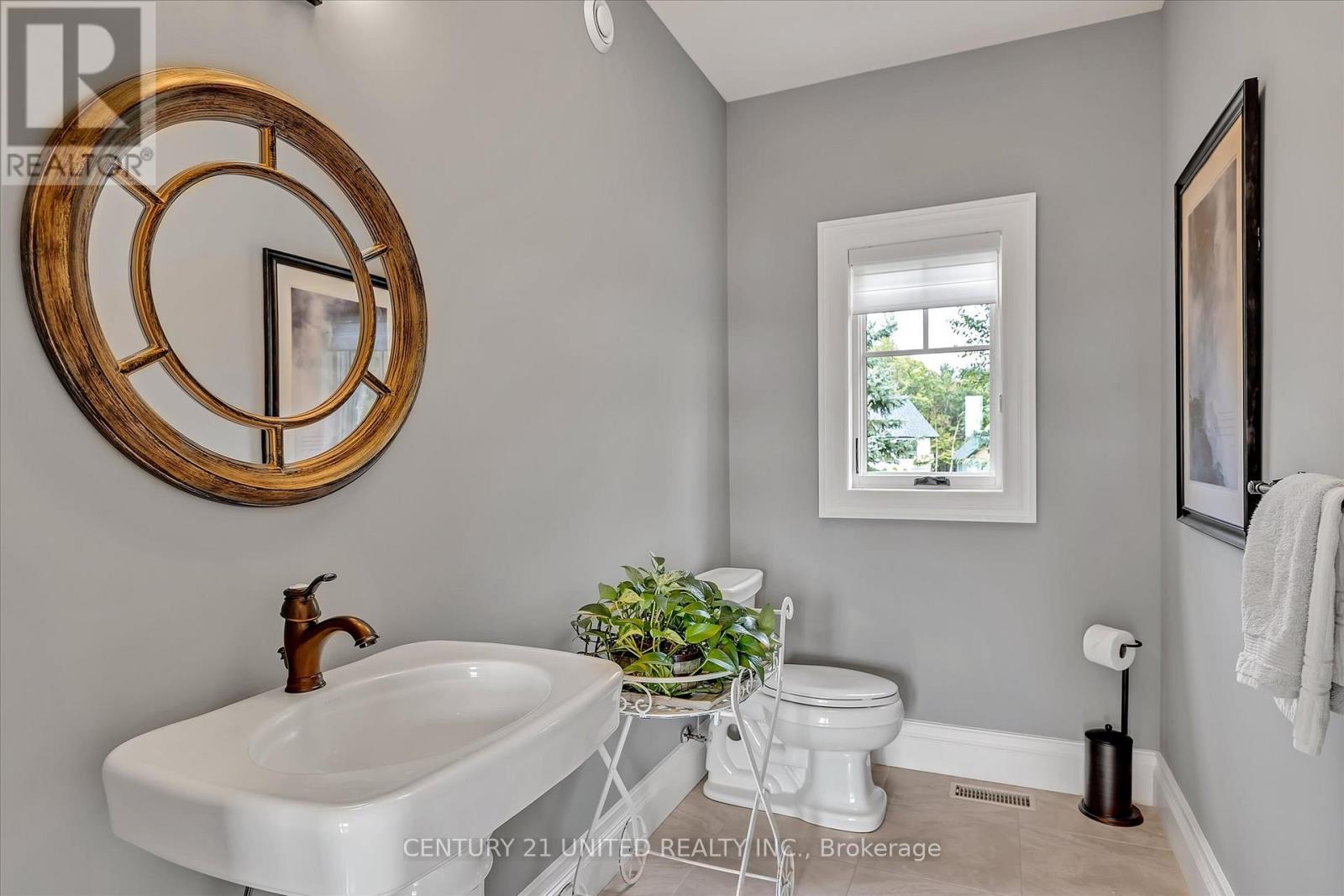 44 Fire Route 70 Route, Galway-Cavendish And Harvey, Ontario  K0L 1J0 - Photo 17 - X12341486