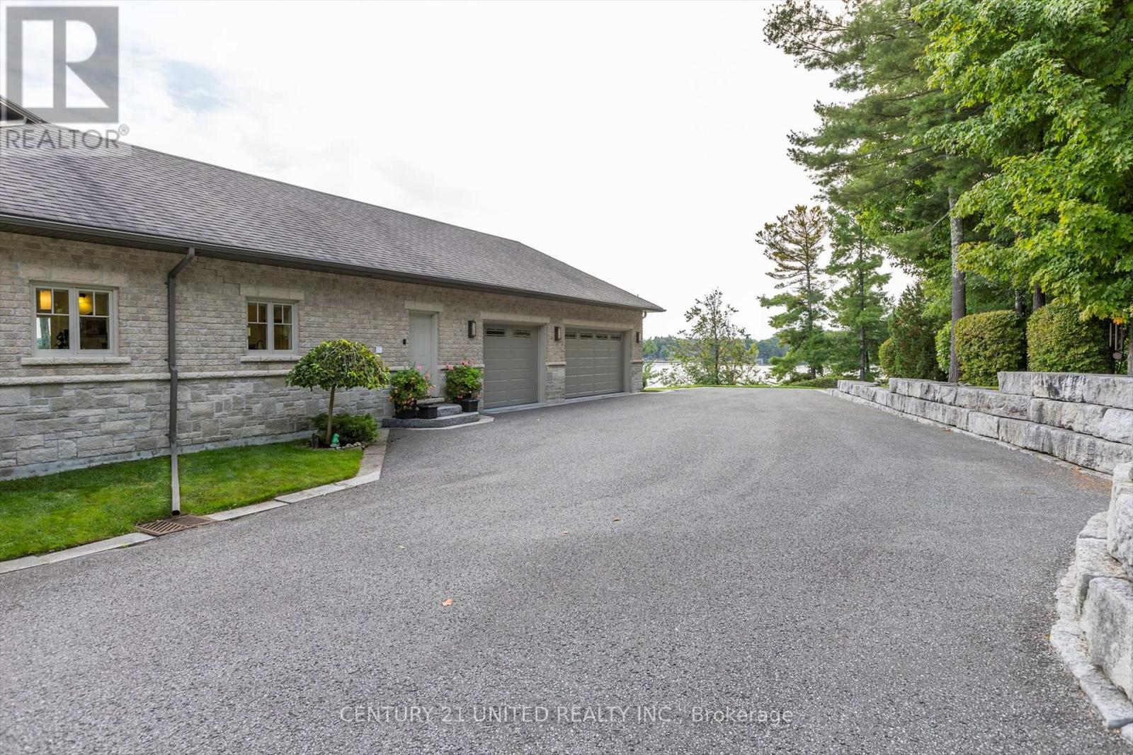 44 Fire Route 70 Route, Galway-Cavendish And Harvey, Ontario  K0L 1J0 - Photo 33 - X12341486