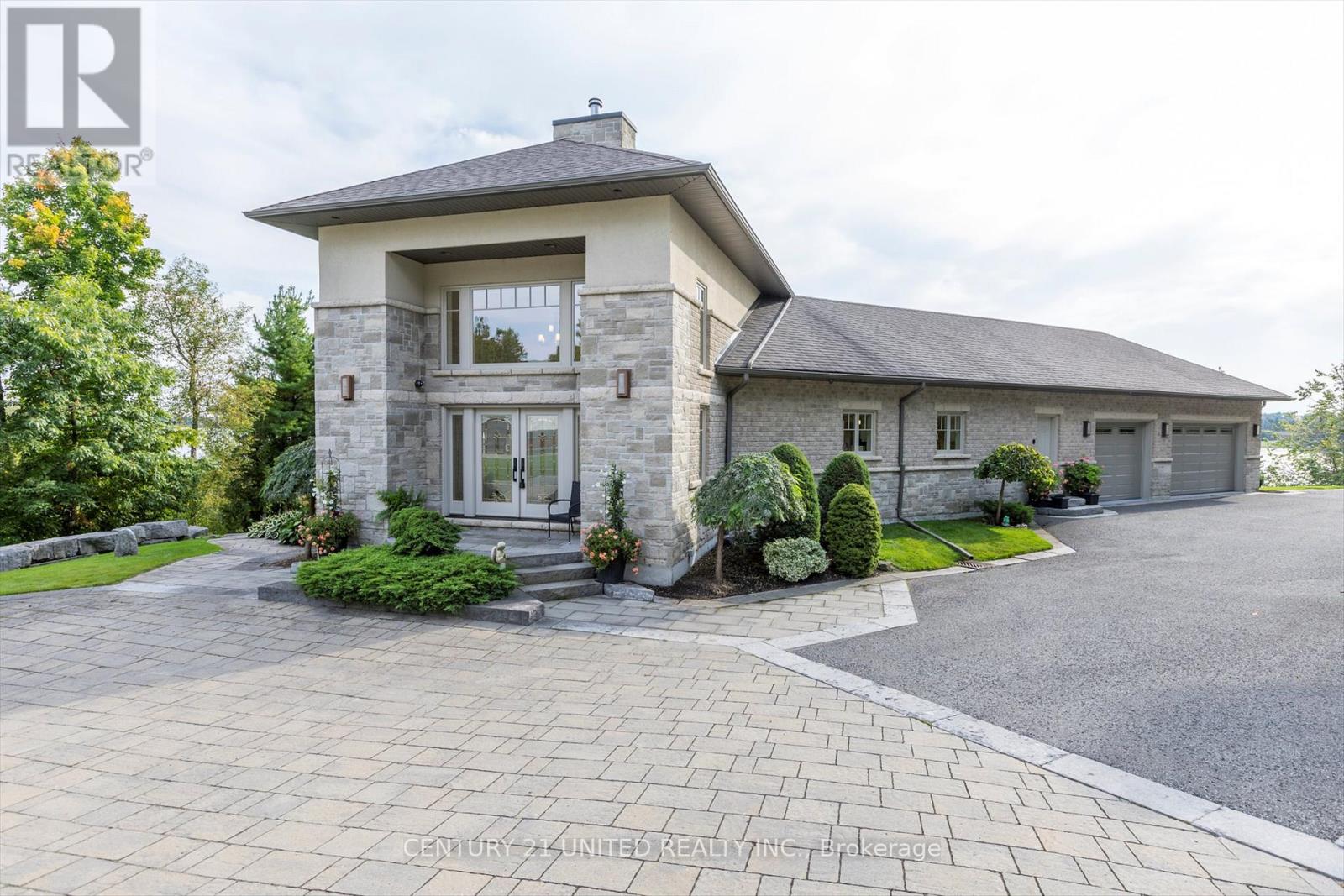 44 Fire Route 70 Route, Galway-Cavendish And Harvey, Ontario  K0L 1J0 - Photo 4 - X12341486