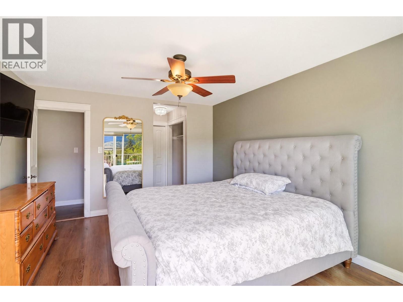 300 Scenic Drive, Coldstream, British Columbia  V1B 2X3 - Photo 14 - 10384351