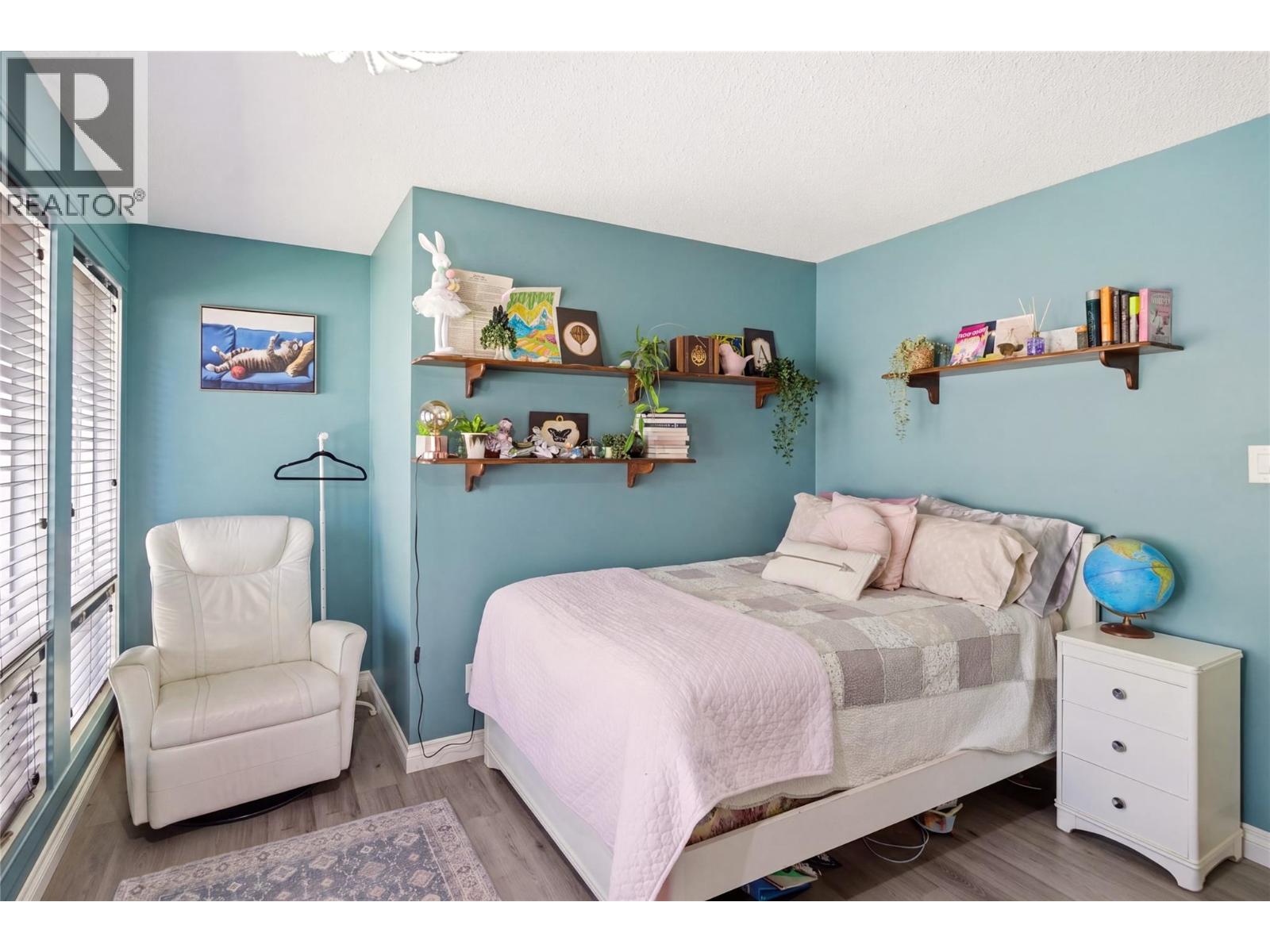 300 Scenic Drive, Coldstream, British Columbia  V1B 2X3 - Photo 17 - 10384351