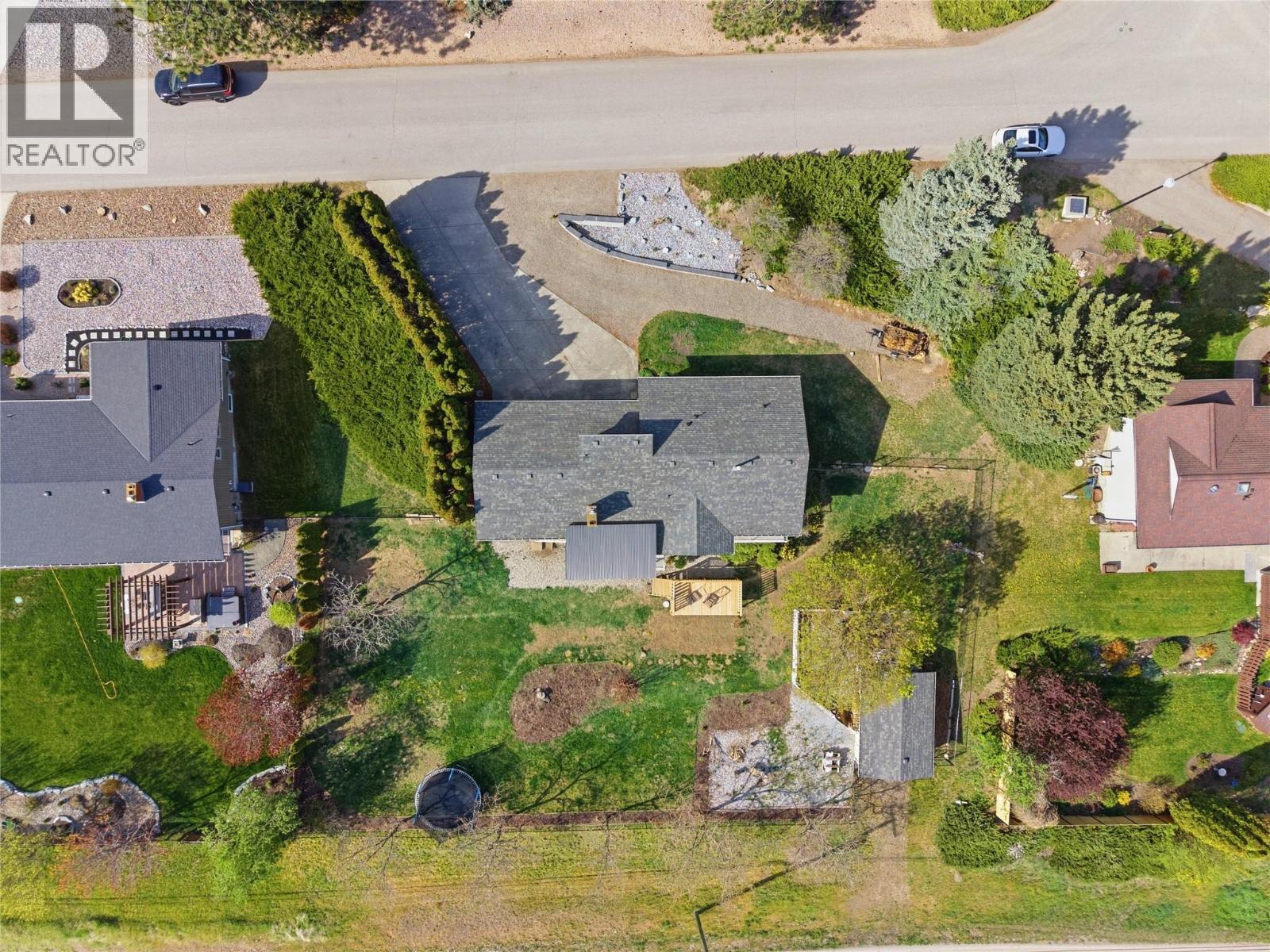 300 Scenic Drive, Coldstream, British Columbia  V1B 2X3 - Photo 19 - 10384351