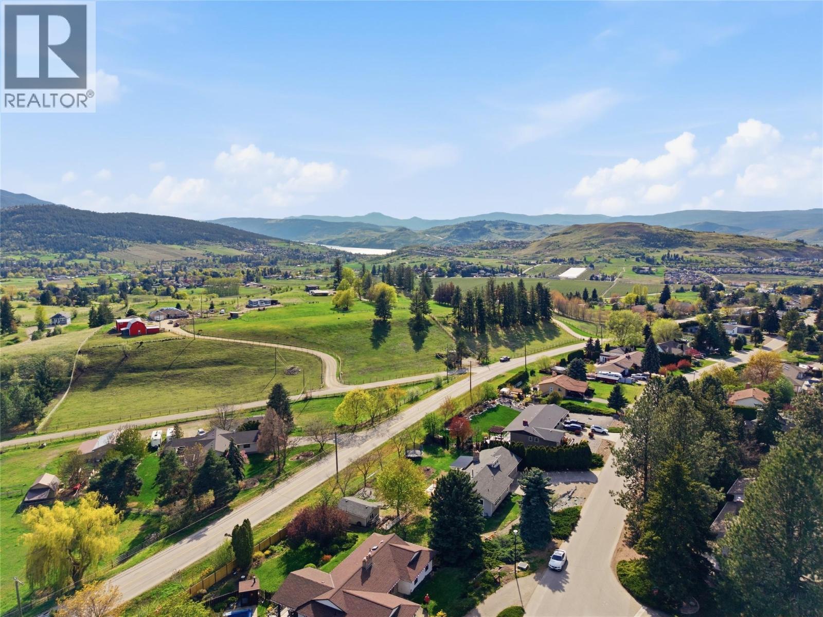 300 Scenic Drive, Coldstream, British Columbia  V1B 2X3 - Photo 20 - 10384351