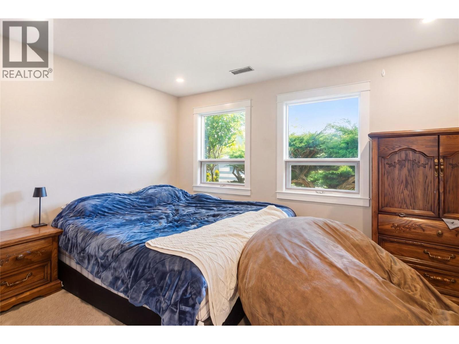 300 Scenic Drive, Coldstream, British Columbia  V1B 2X3 - Photo 27 - 10384351