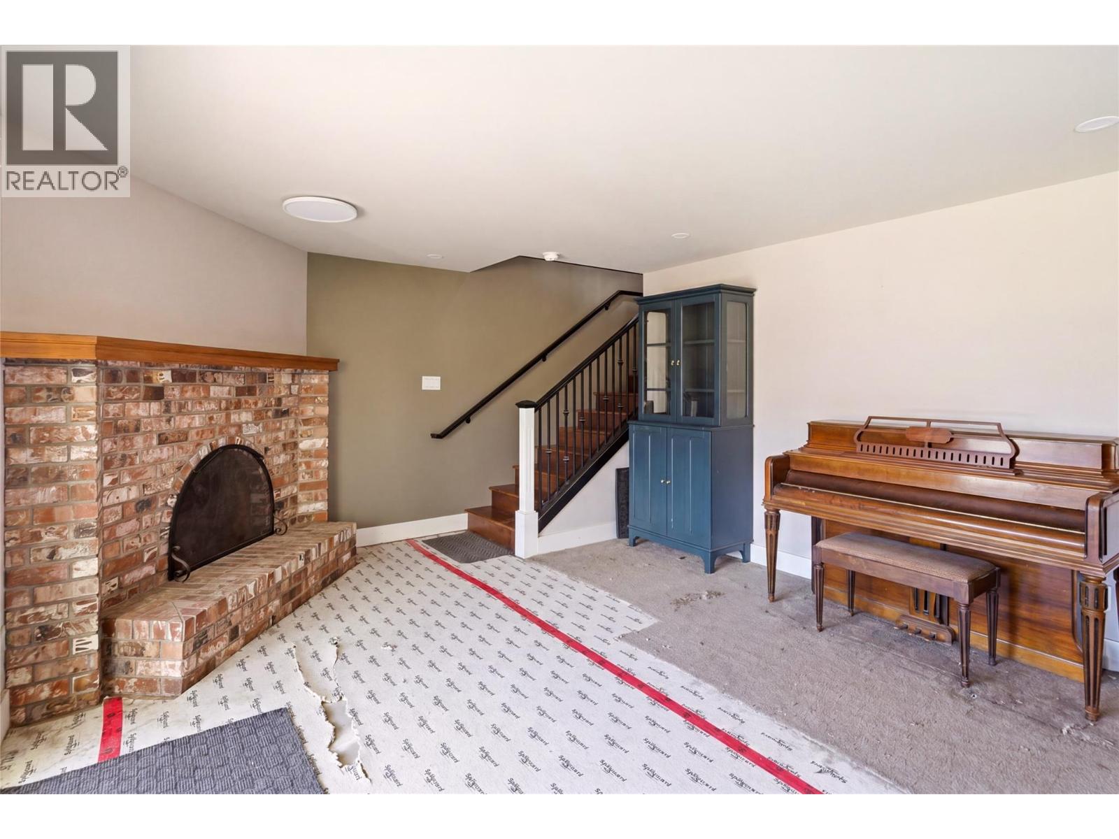 300 Scenic Drive, Coldstream, British Columbia  V1B 2X3 - Photo 29 - 10384351