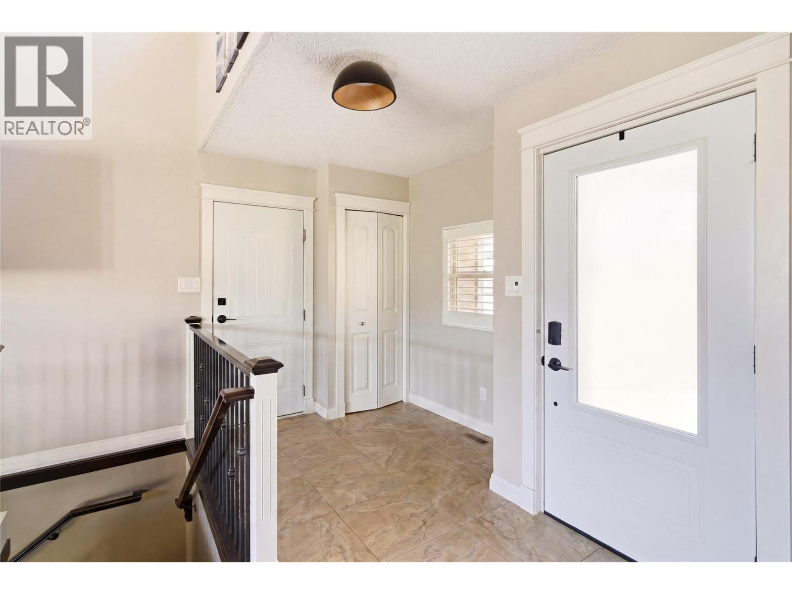 300 Scenic Drive, Coldstream, British Columbia  V1B 2X3 - Photo 34 - 10384351