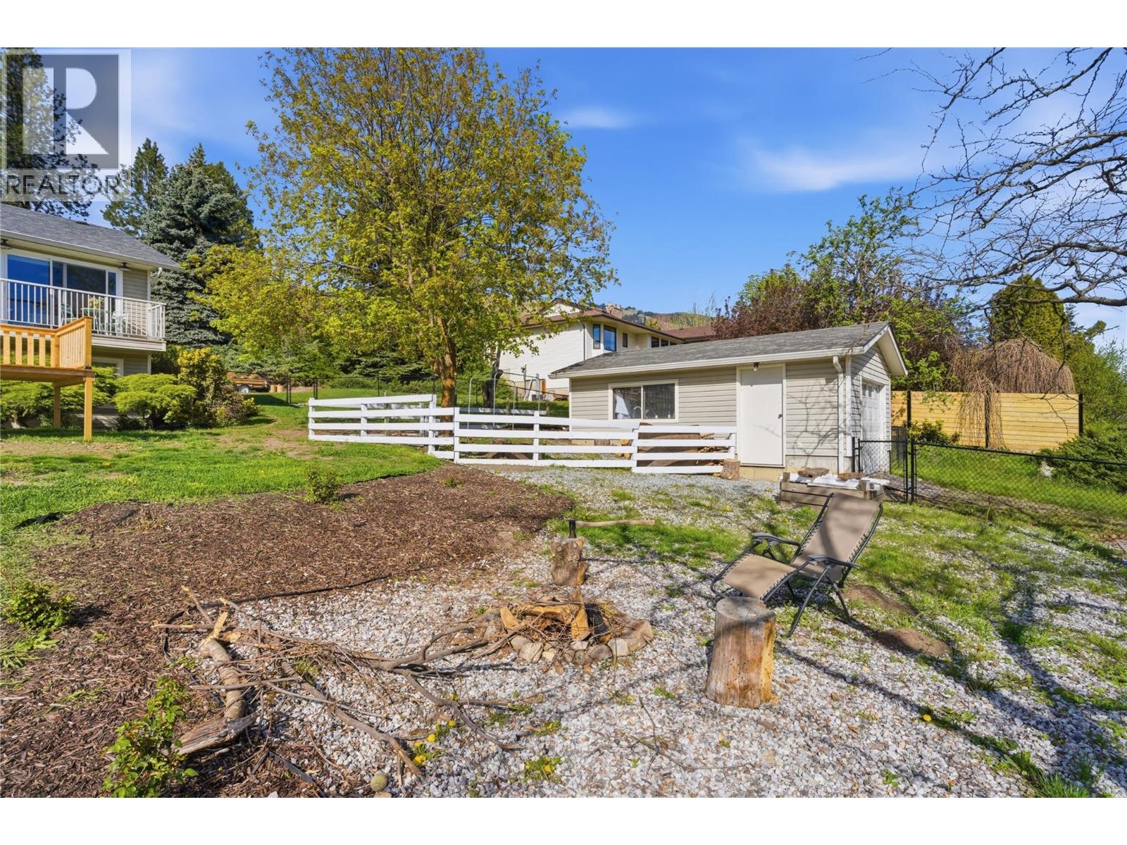 300 Scenic Drive, Coldstream, British Columbia  V1B 2X3 - Photo 41 - 10384351