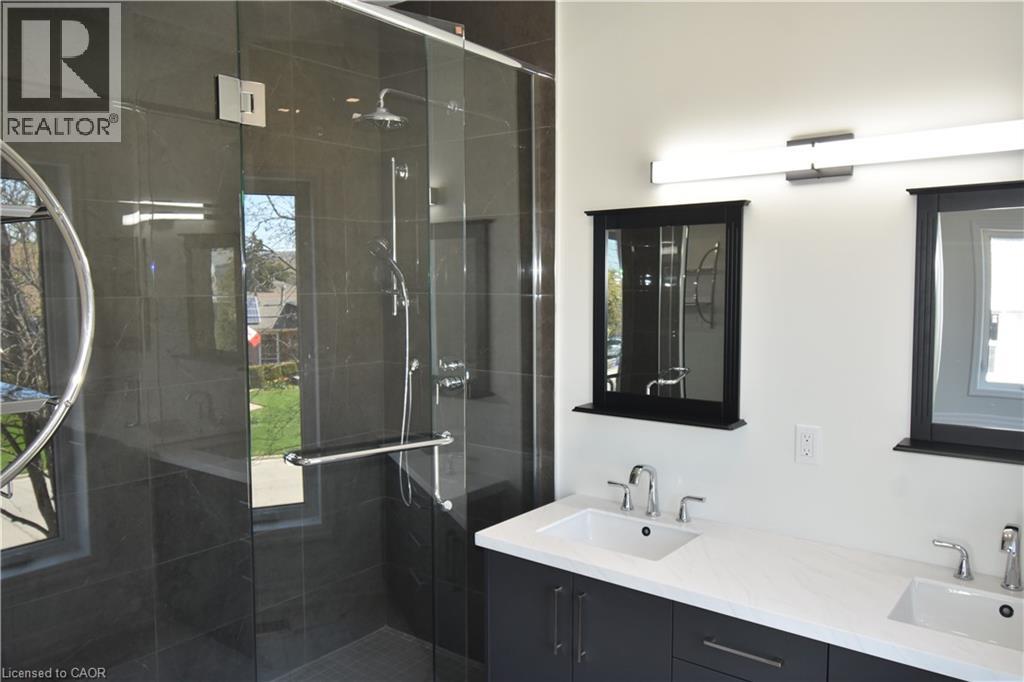 1294 Coric Avenue Unit# 1, Burlington, Ontario  L7R 3S3 - Photo 26 - 40824675