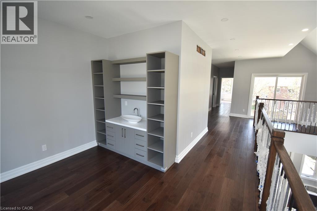 1294 Coric Avenue Unit# 1, Burlington, Ontario  L7R 3S3 - Photo 30 - 40824675