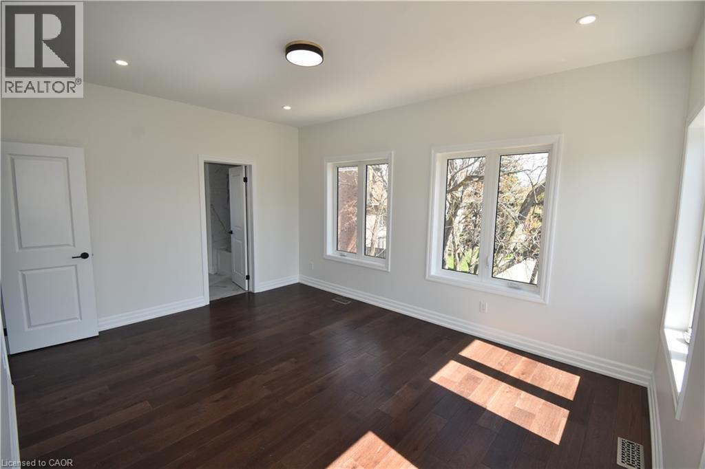 1294 Coric Avenue Unit# 1, Burlington, Ontario  L7R 3S3 - Photo 38 - 40824675