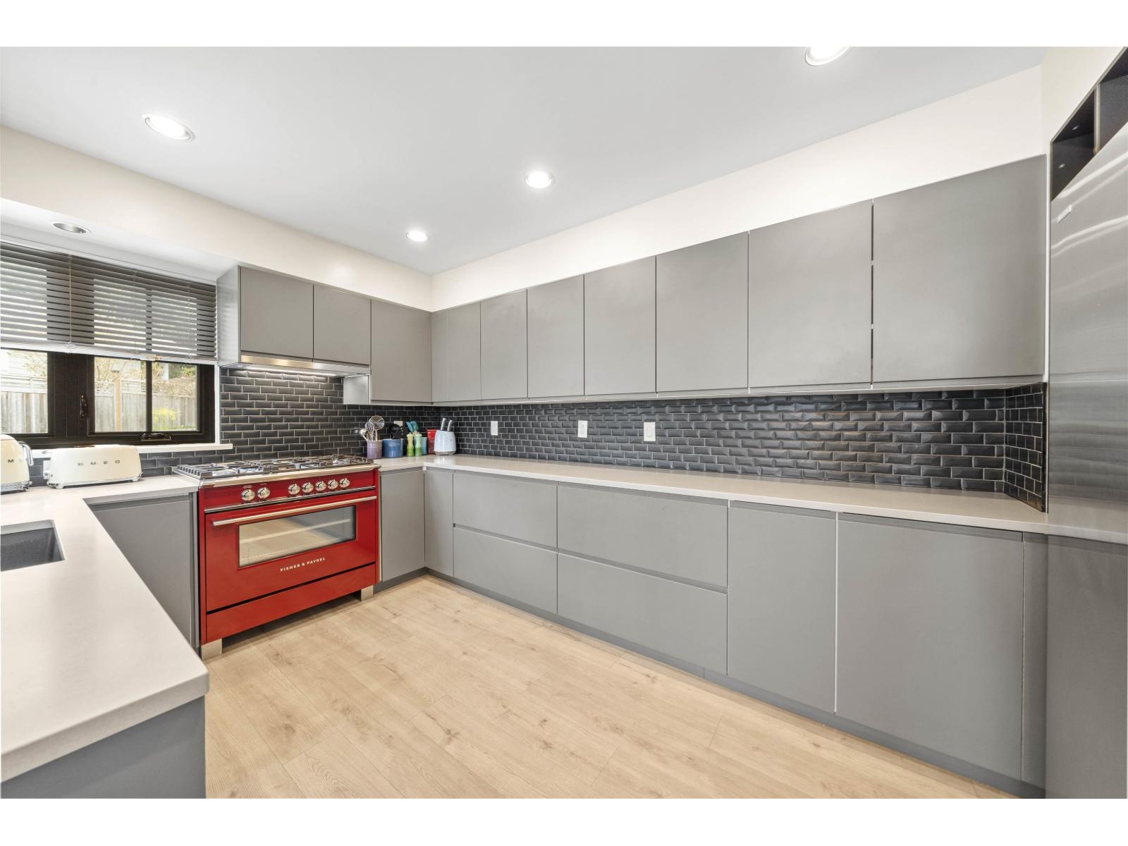 16071 8 Avenue, Surrey, British Columbia  V4A 1A1 - Photo 10 - R3115438