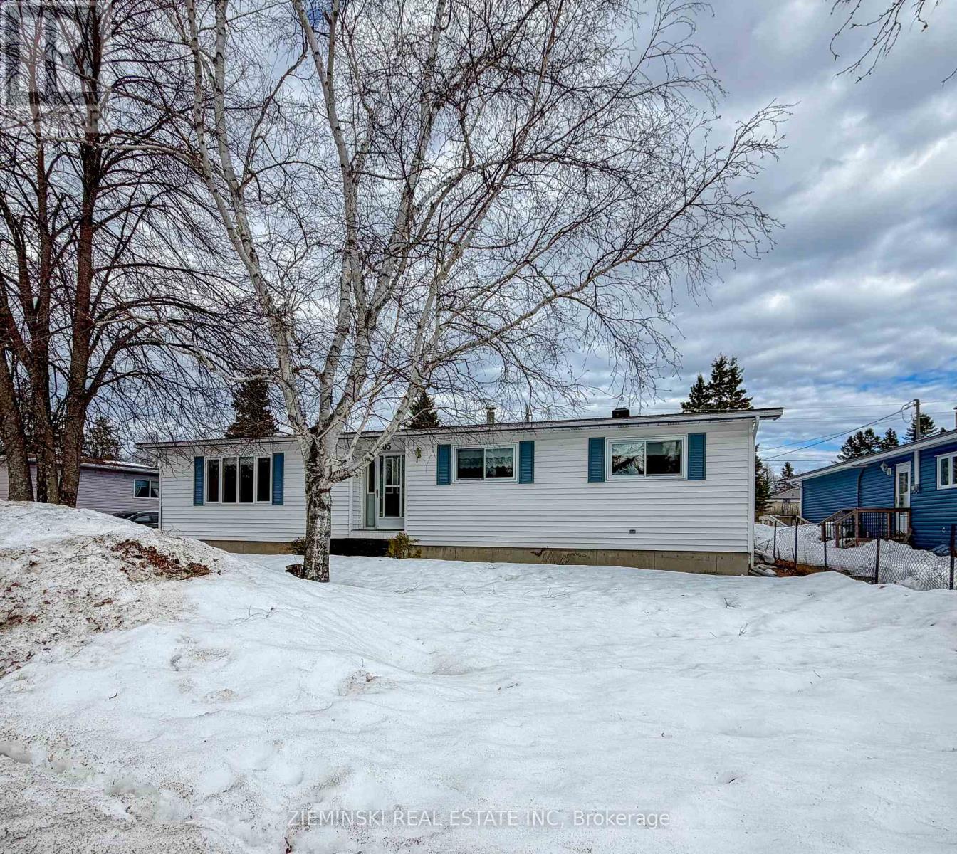 105 NEW CIRCLE PLACE, Iroquois Falls, Ontario