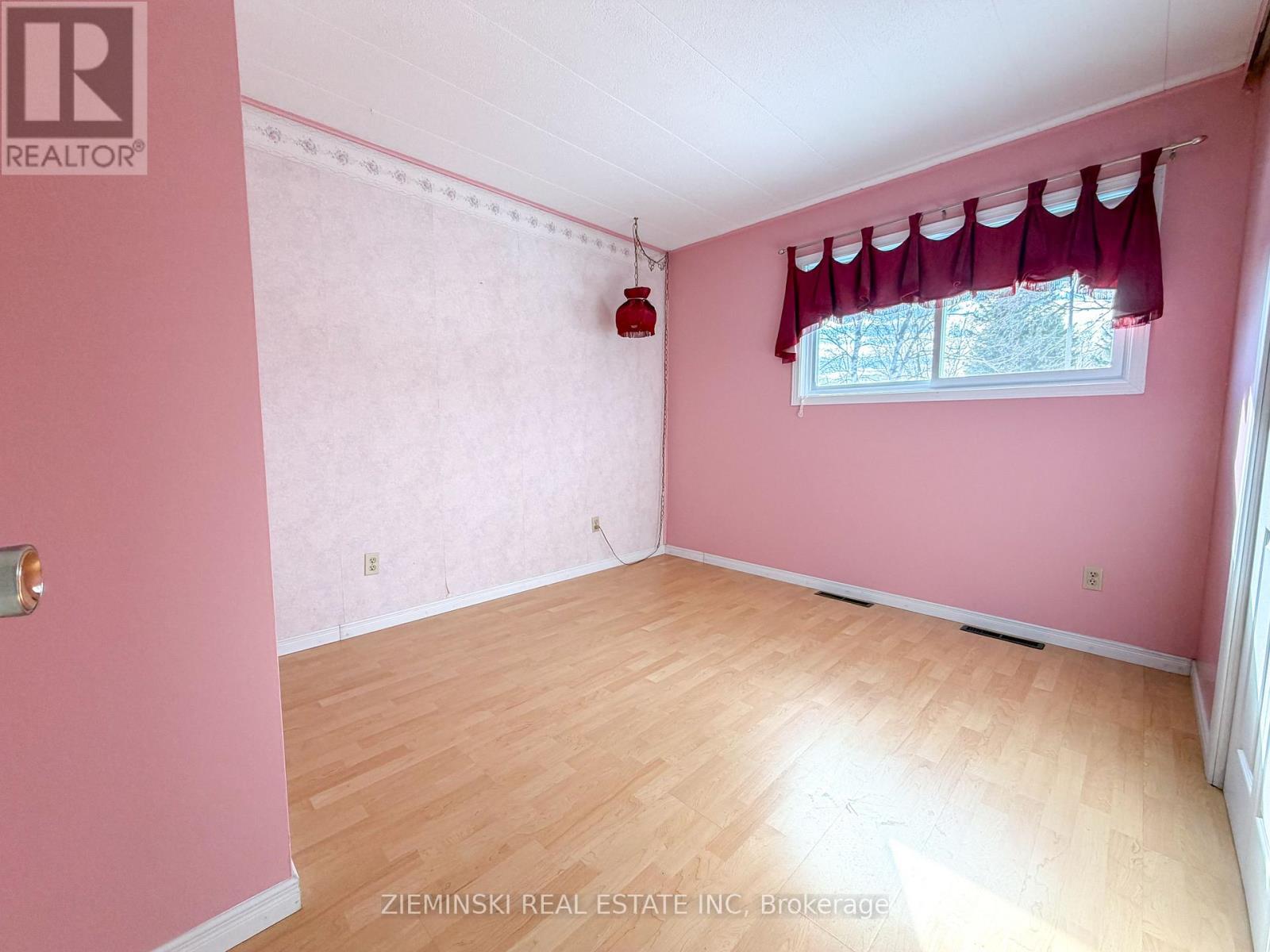 105 New Circle Place, Iroquois Falls, Ontario  P0K 1E0 - Photo 14 - T13050002