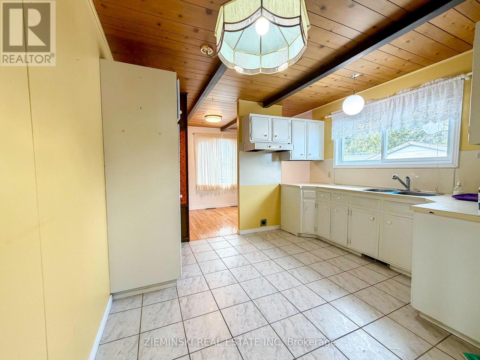 105 New Circle Place, Iroquois Falls, Ontario  P0K 1E0 - Photo 6 - T13050002