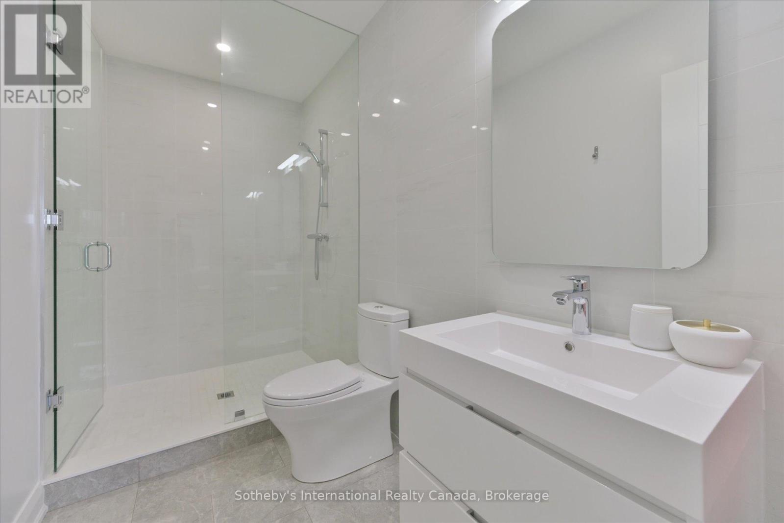 41a Maple Avenue N, Mississauga, Ontario  L5H 2R9 - Photo 26 - W13050052