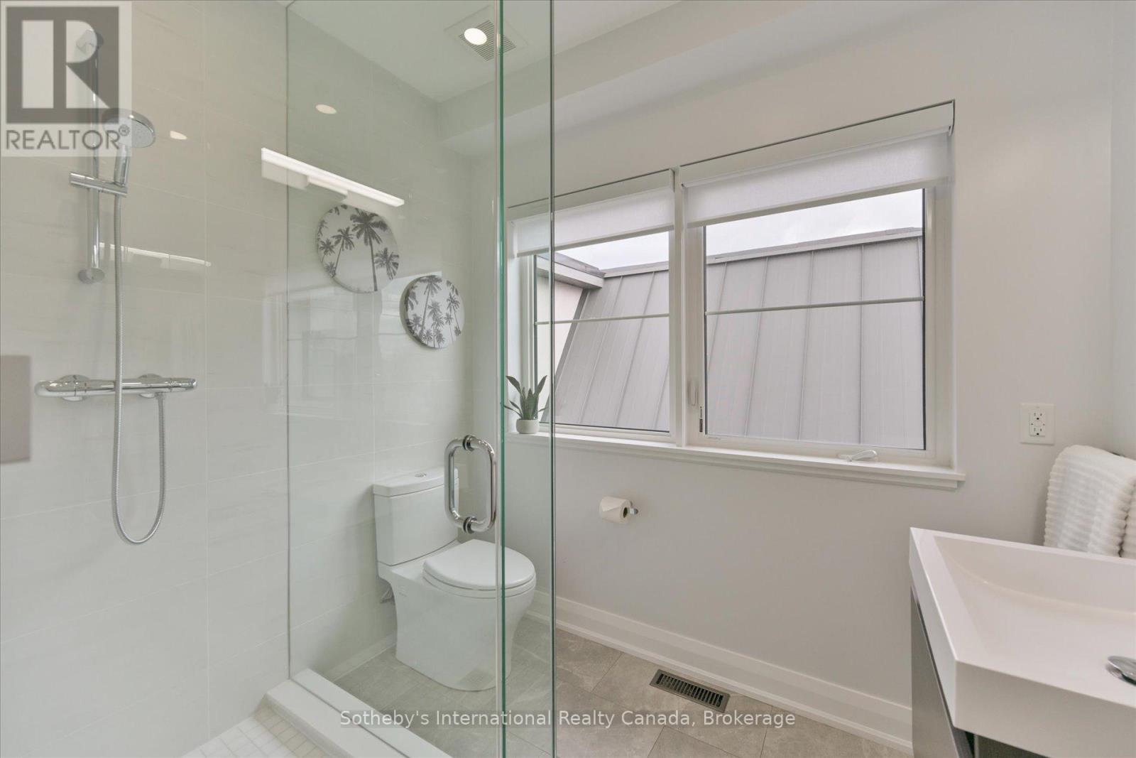 41a Maple Avenue N, Mississauga, Ontario  L5H 2R9 - Photo 33 - W13050052