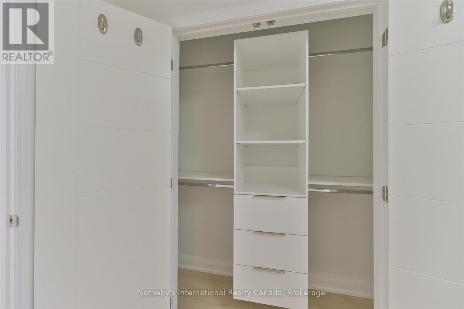 41a Maple Avenue N, Mississauga, Ontario  L5H 2R9 - Photo 36 - W13050052