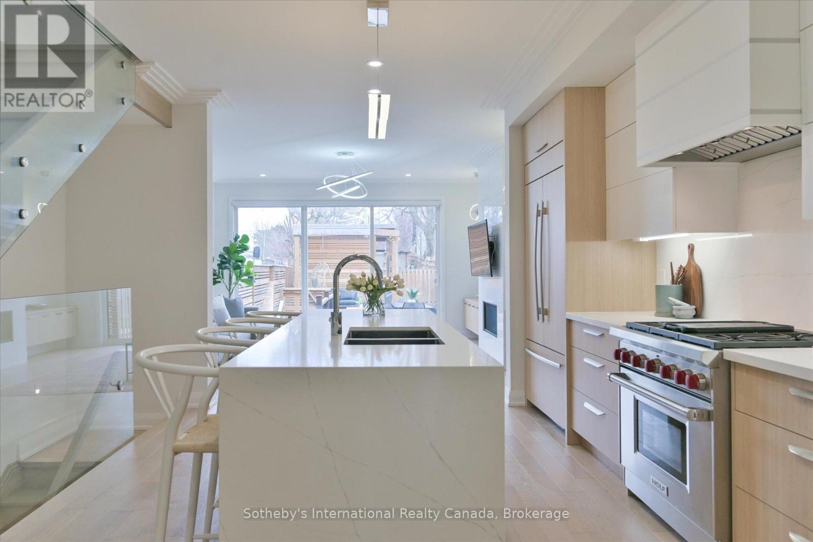 41a Maple Avenue N, Mississauga, Ontario  L5H 2R9 - Photo 7 - W13050052