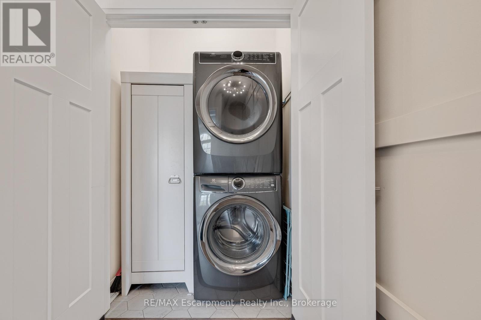 1 - 2362 New Street, Burlington, Ontario  L7R 4P8 - Photo 24 - W13050090