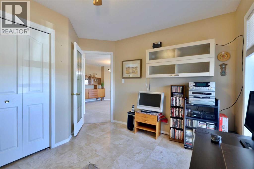 205, 4625 50 Street, Camrose, Alberta  T4V 4R2 - Photo 35 - A2297678