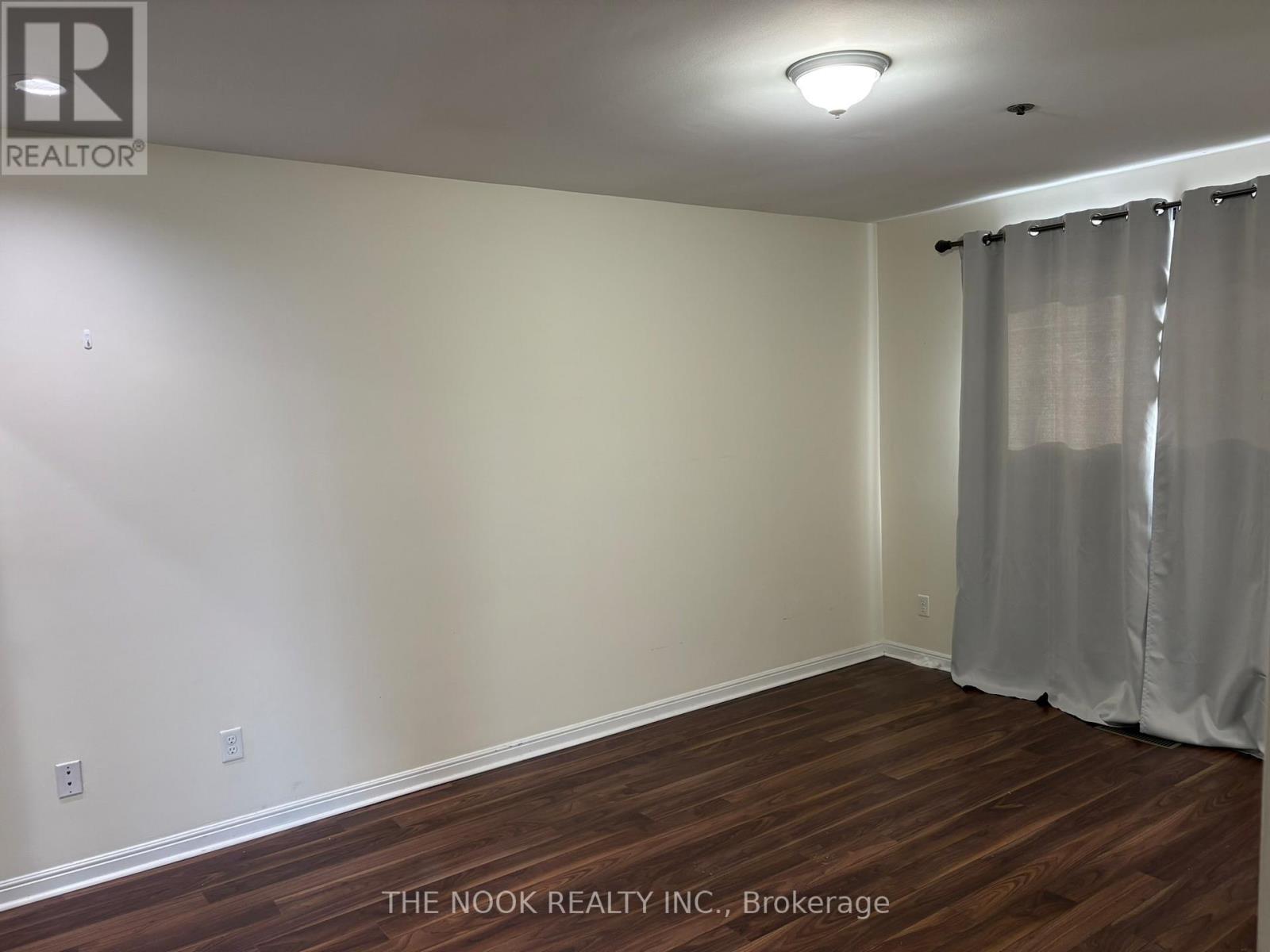 A - 948 Simcoe Street N, Oshawa, Ontario  L1G 4W2 - Photo 11 - E13050194