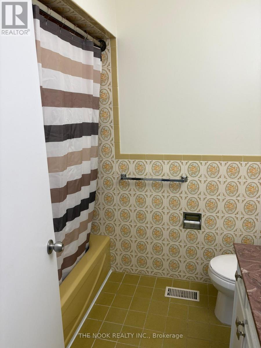 A - 948 Simcoe Street N, Oshawa, Ontario  L1G 4W2 - Photo 16 - E13050194