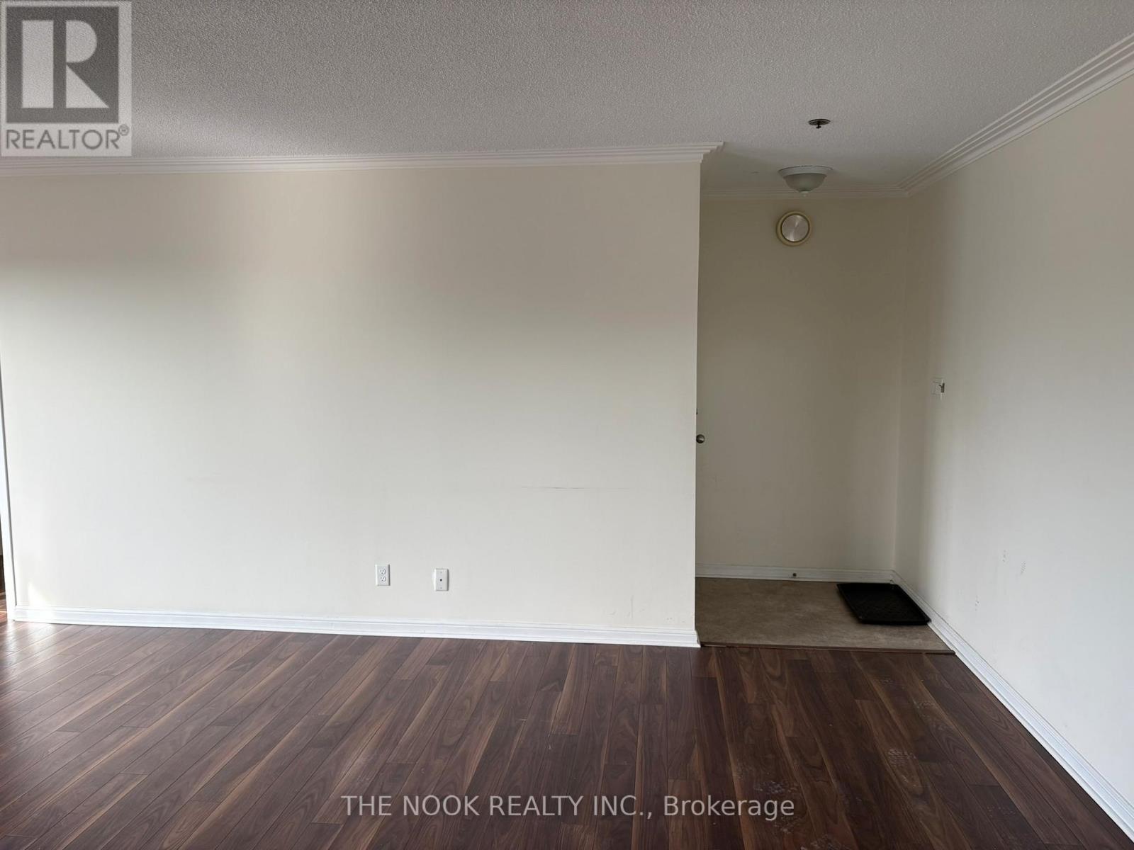 A - 948 Simcoe Street N, Oshawa, Ontario  L1G 4W2 - Photo 4 - E13050194