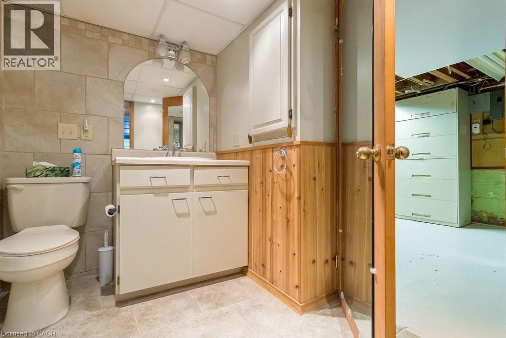 157 Longwood Road N, Hamilton, Ontario  L8S 3V8 - Photo 17 - 40824422