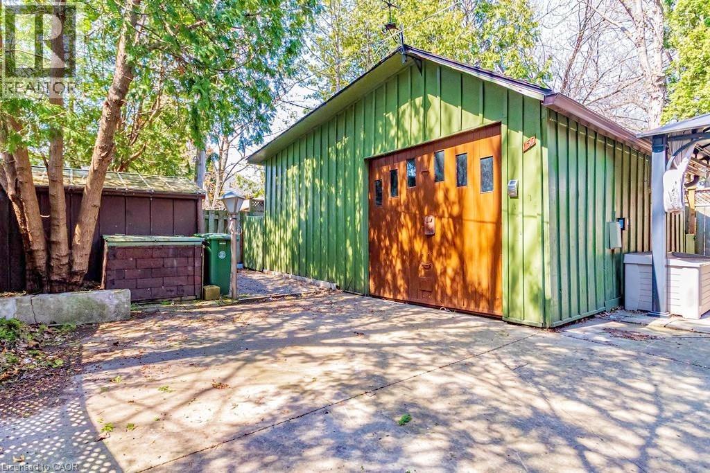 157 Longwood Road N, Hamilton, Ontario  L8S 3V8 - Photo 24 - 40824422