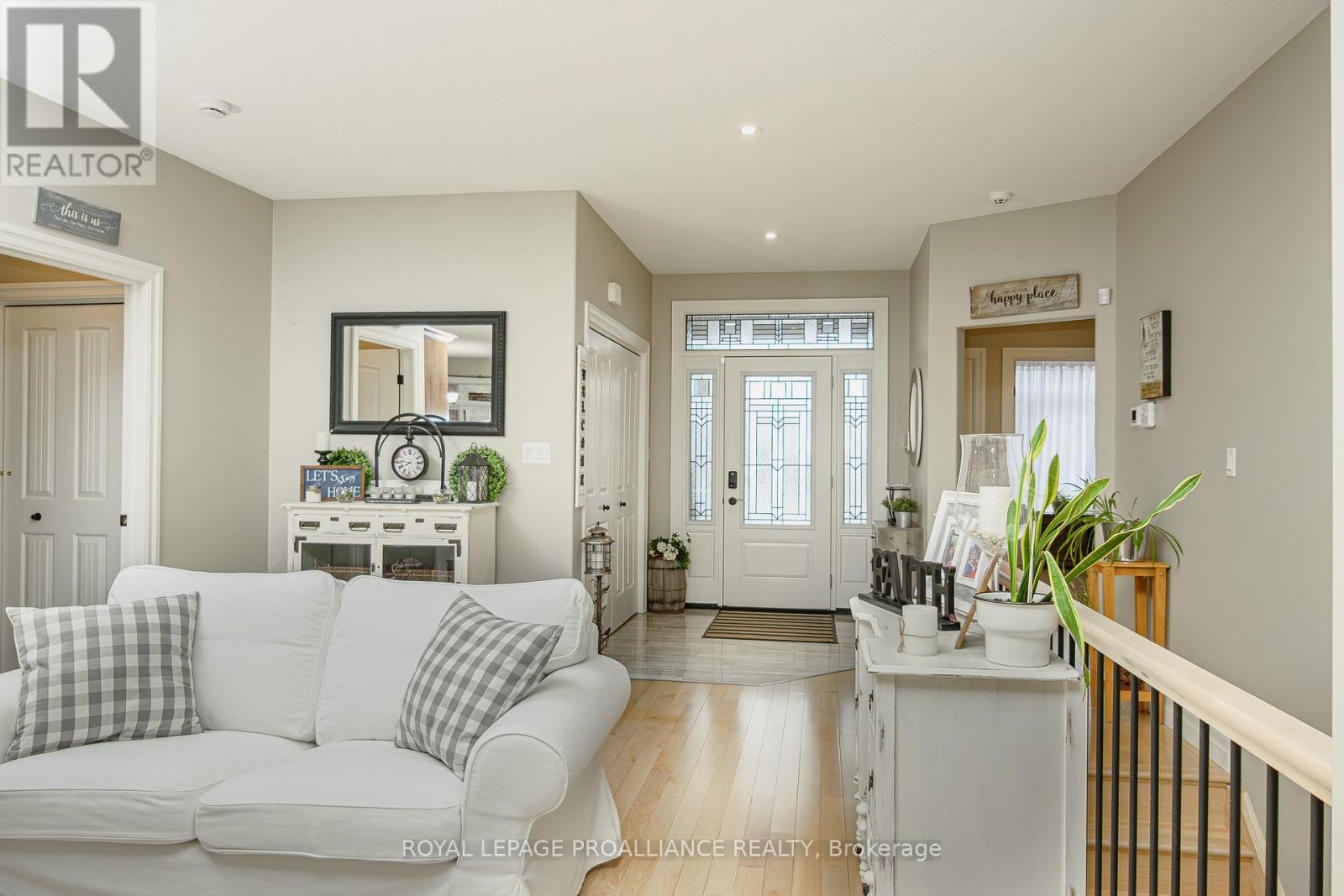 29 Autumn Grove, Quinte West, Ontario  K8V 5P4 - Photo 10 - X13049932