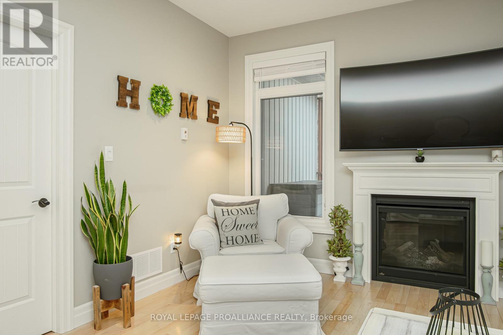 29 Autumn Grove, Quinte West, Ontario  K8V 5P4 - Photo 15 - X13049932