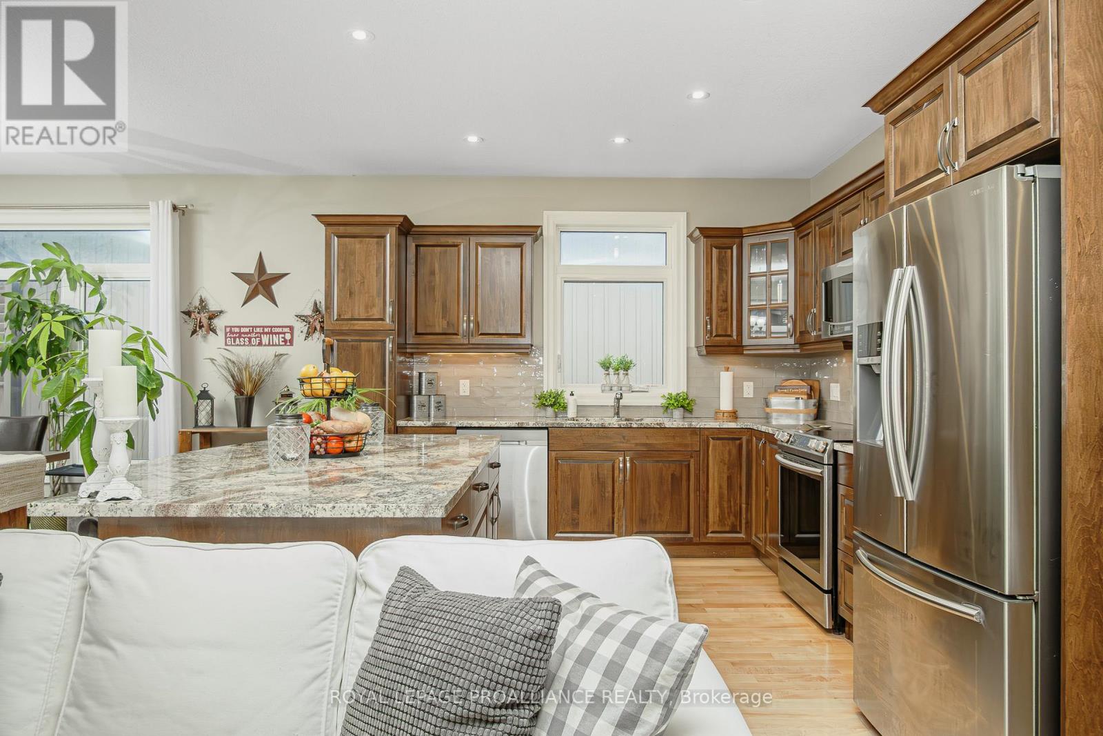 29 Autumn Grove, Quinte West, Ontario  K8V 5P4 - Photo 16 - X13049932