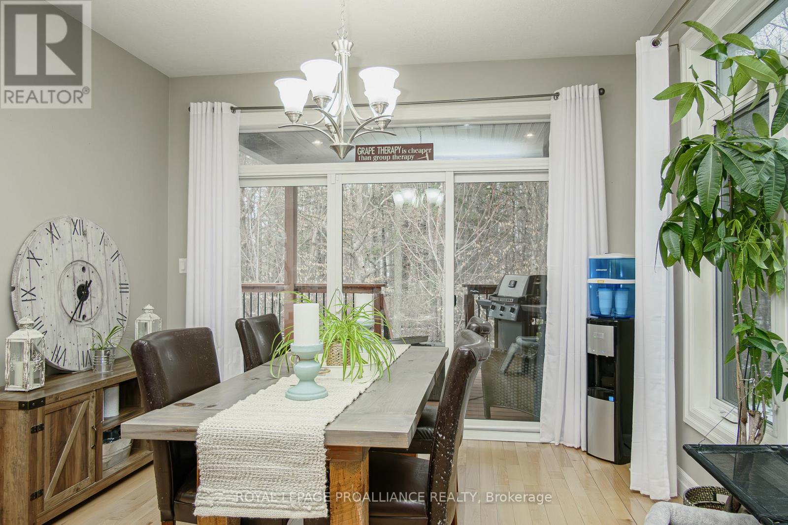 29 Autumn Grove, Quinte West, Ontario  K8V 5P4 - Photo 20 - X13049932